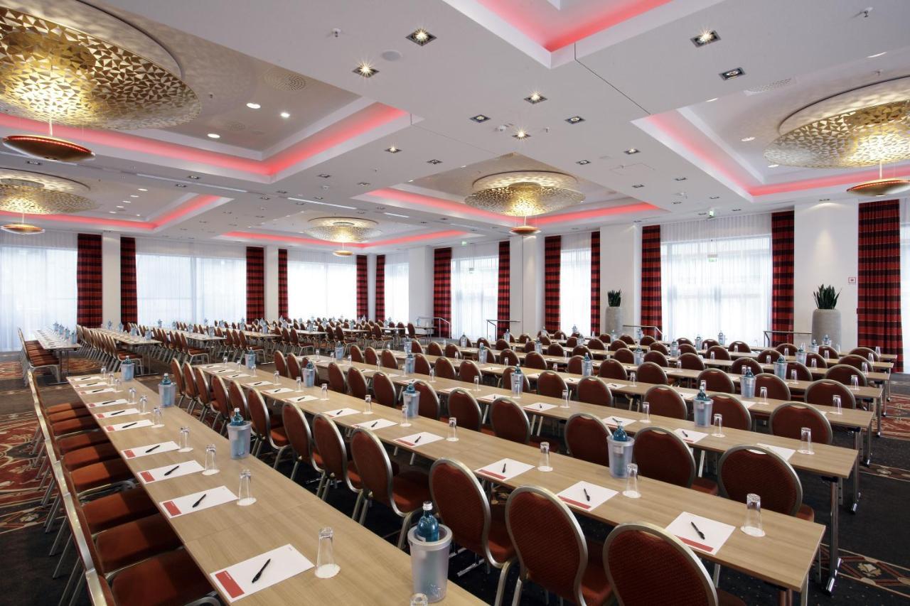 H4 Hotel Berlin Alexanderplatz Exterior photo